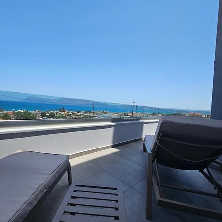 Calm & Dreamy Luxury Apts Pirgos  Екстер'єр фото