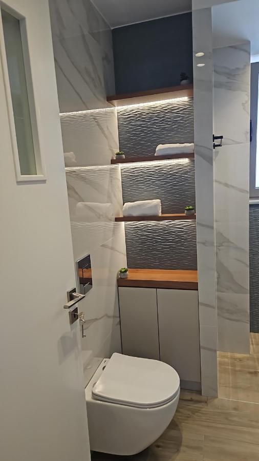 Calm & Dreamy Luxury Apts Pirgos  Екстер'єр фото